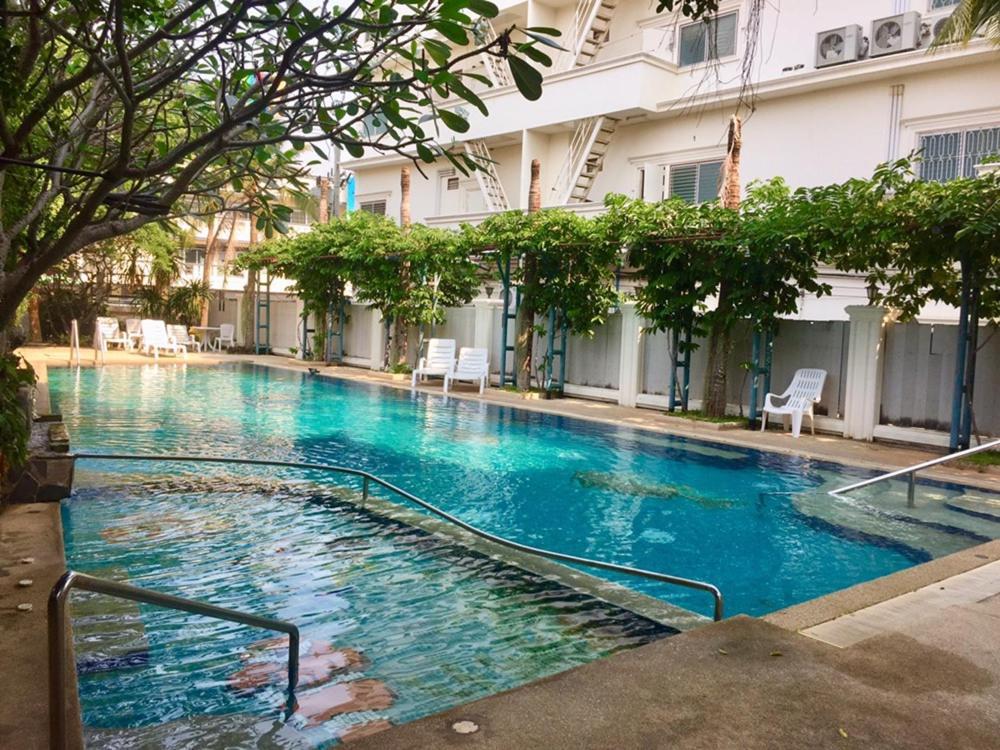 Baan Klang Condo Hotel Хуахін Екстер'єр фото