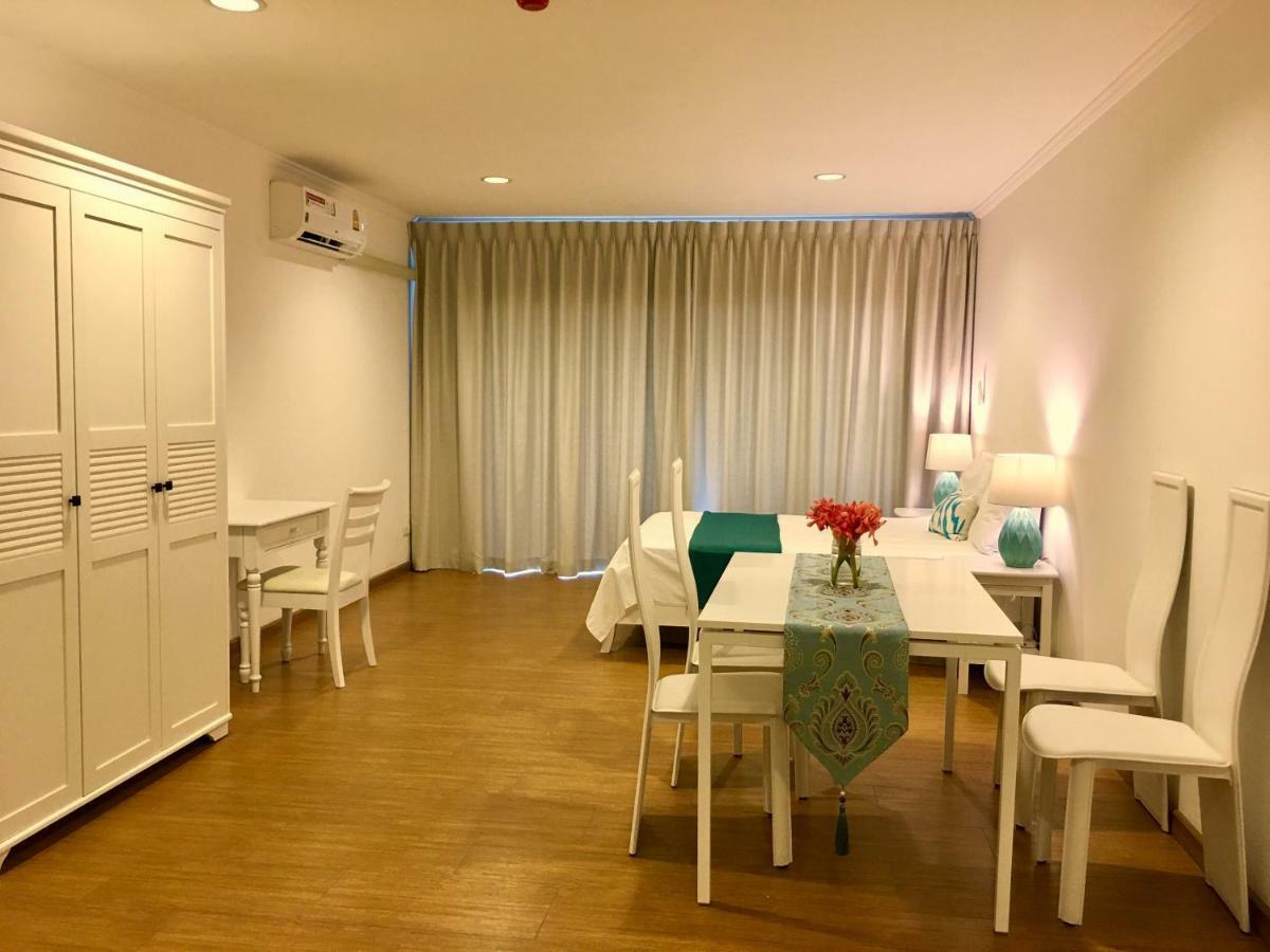 Baan Klang Condo Hotel Хуахін Екстер'єр фото
